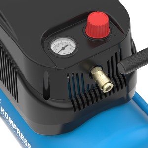 Detailaufnahme: Güde Kompressor 190/08/24 Ölfrei mit Manometer und Druckluftanschluss.