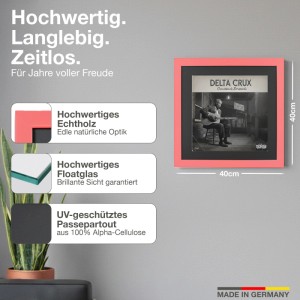 2er Set rote Schallplattenrahmen 40x40 mit Passepartout für Cover in Vitrine.