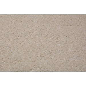 Nahaufnahme: Teppichboden Bari hellbeige, Meterware, weicher Flor.