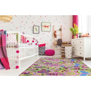 Andiamo Kinderteppich Mono Pueblo, 200x300 cm, mit farbenfrohem Stadtmotiv im Kinderzimmer.