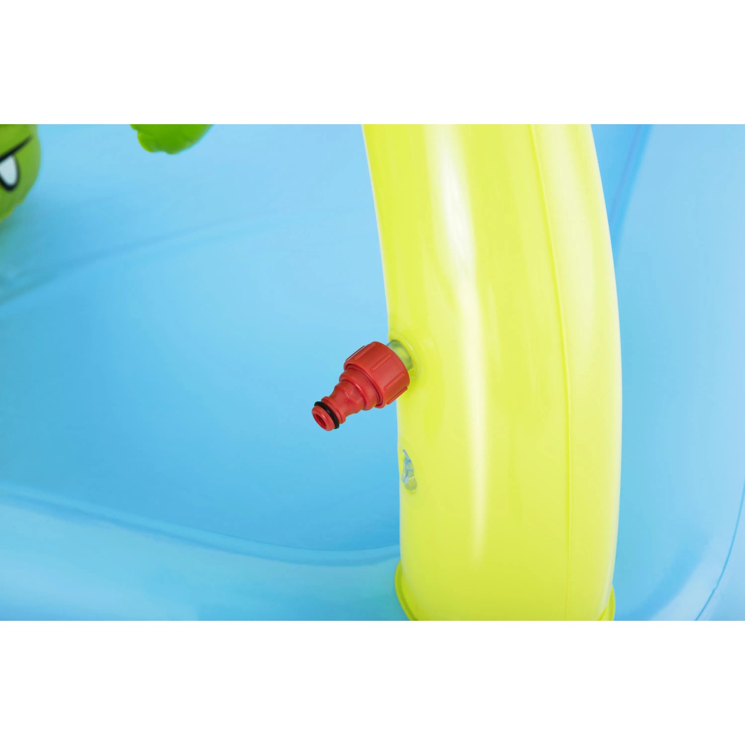 Detailaufnahme: Bestway Wasserspielcenter Aquarium mit Gartenschlauchanschluss.