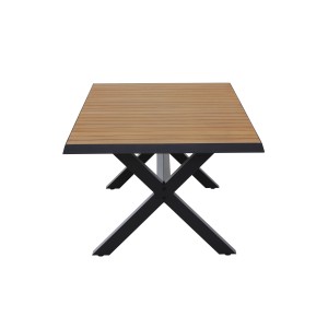Rechteckiger Siena Garden Gartentisch Sincro aus Teakholz mit schwarzem Aluminiumgestell.