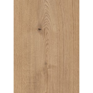 Laminat in Eichefarben mit Maserung für authentischen Look.
