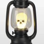 Schwarze Halloween-Laterne mit leuchtendem Totenkopf, LED-Licht und Sound. Kompakte Deko für gruselige Stimmung.