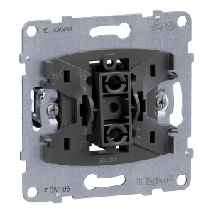 Legrand Seano Wechselschaltereinsatz 10 A mit Steckklemmen, Rückansicht.