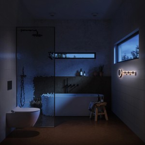 Ledvance Wandlampe Decor Perchero Silber, 85 cm, mit Kleiderhaken in einem Badezimmer.