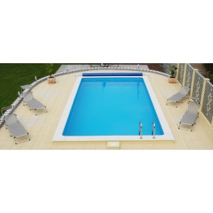 Rechteckiger Steinbach Styropor Pool-Set Eco mit Leiter und blauem Wasser im Garten.