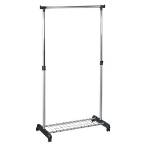 Verstellbare Rollgarderobe mit Schuhablage, ideal für flexible Aufbewahrung von Kleidung.