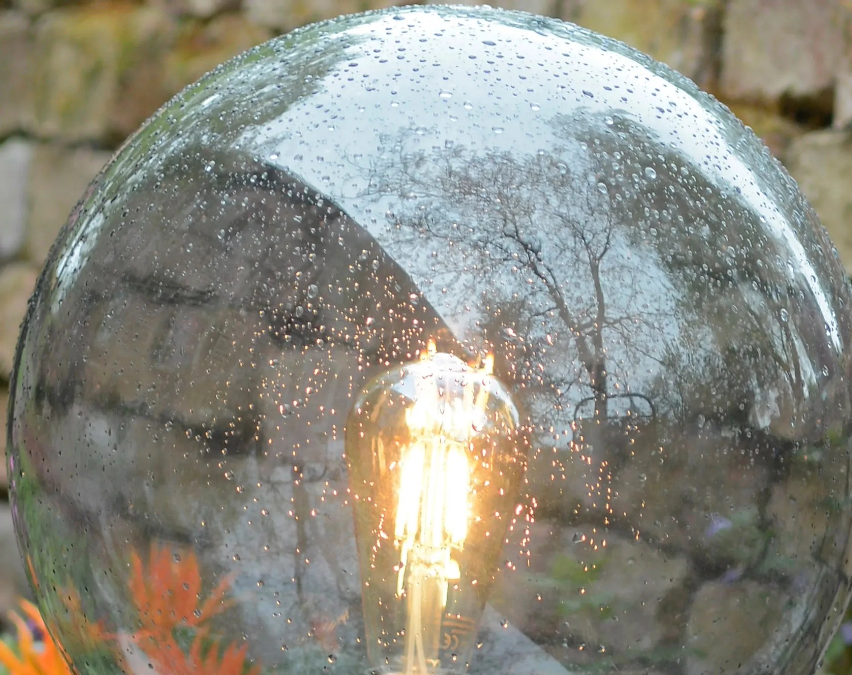 Kugellampe für Außen Kira Ø 30 cm mit Erdspieß kaufen bei OBI