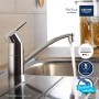 Grohe QuickFix Küchenarmatur Get Chrom, Einhebelmischer mit Wasserlauf im Spülbecken.