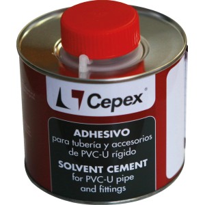 Steinbach PVC Kleber mit Pinsel im Metalldose mit rotem Deckel.