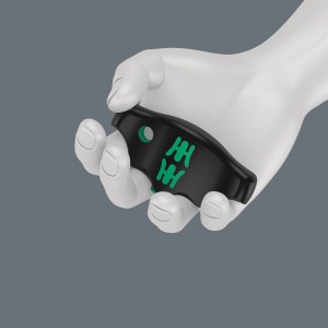 Wera Torx TX30 Quergriff-Schraubendreher mit Haltefunktion in Hand, ideal für hohe Drehmomente.