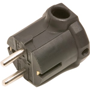 Schwarzer Schutzkontakt-Flachstecker mit seitlicher Einführung für enge Stellen.