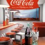 Fertigbild Deco Panel mit Coca-Cola Retro Diner Motiv, 40x50 cm. Wandbild mit Barhockern, Flasche und Glas.