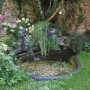 Ubbink Fertigteich Iris SIII mit Pflanzen und Dekoration im Garten, 530 Liter.