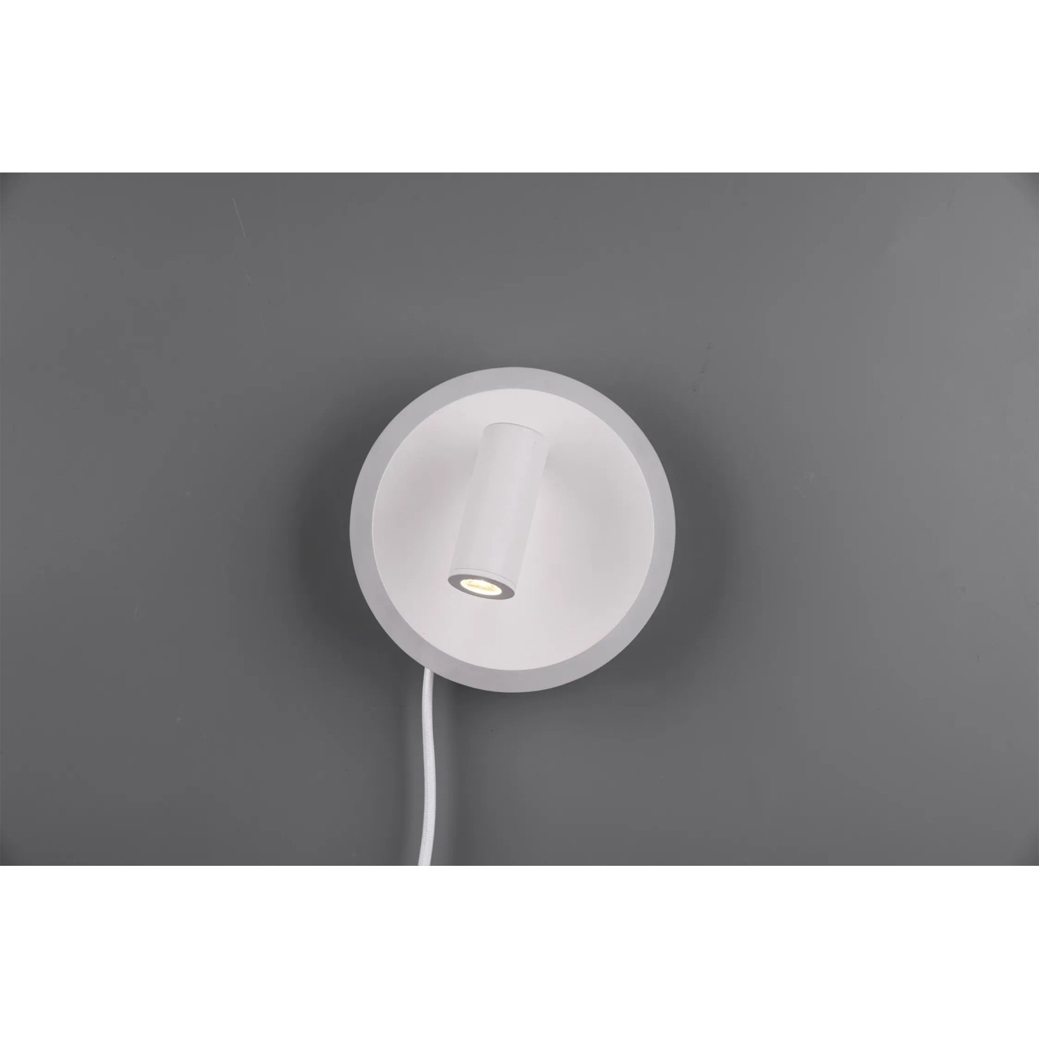 Weiße, dimmbare LED-Wandleuchte Jordan von Trio, aus Metall. Moderne Wandlampe für Wohnraum und Schlafzimmer.