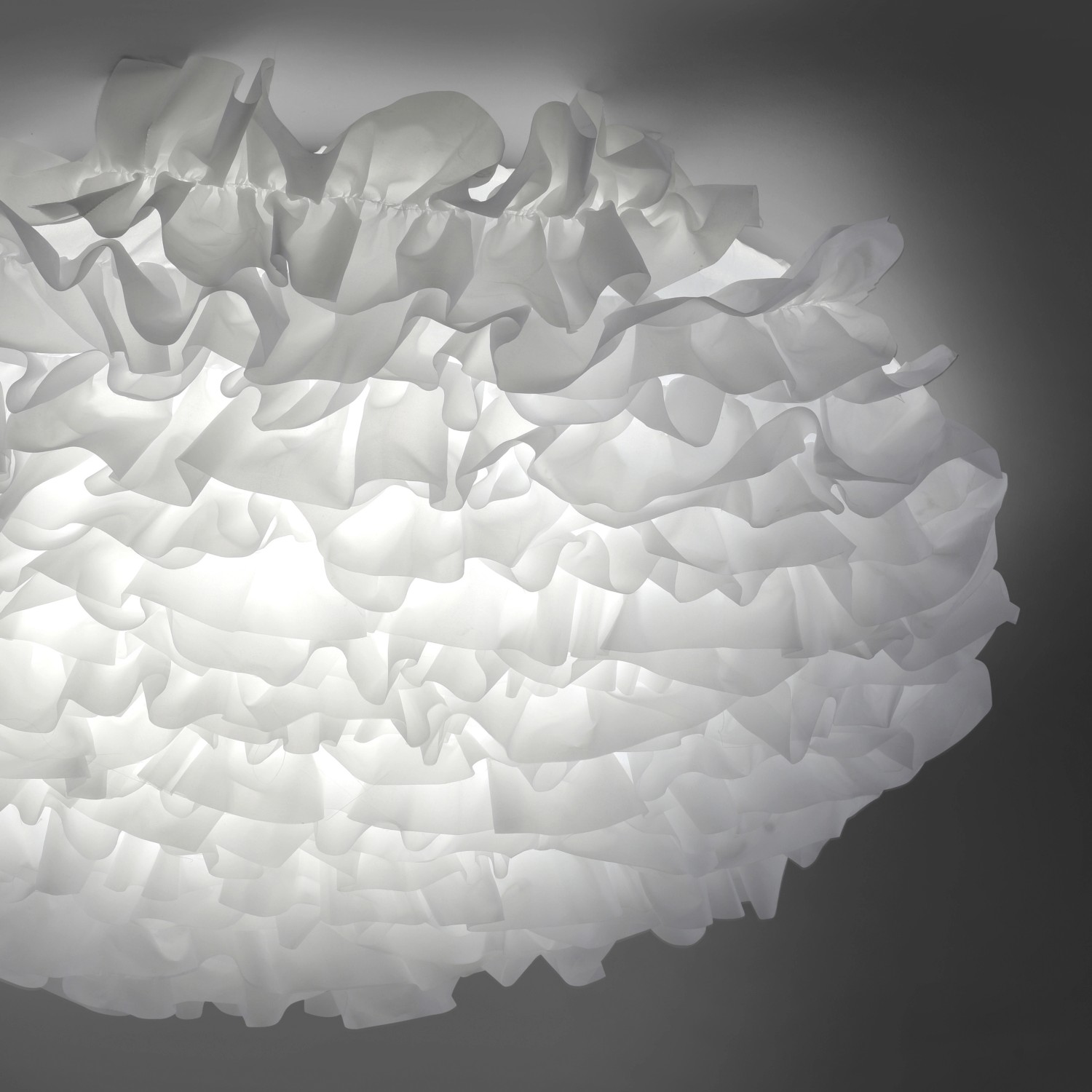 Smarte LED-Deckenleuchte Just Light LOLAsmart-Naomi, weiß, Ø 75 cm mit Stoffschirm.