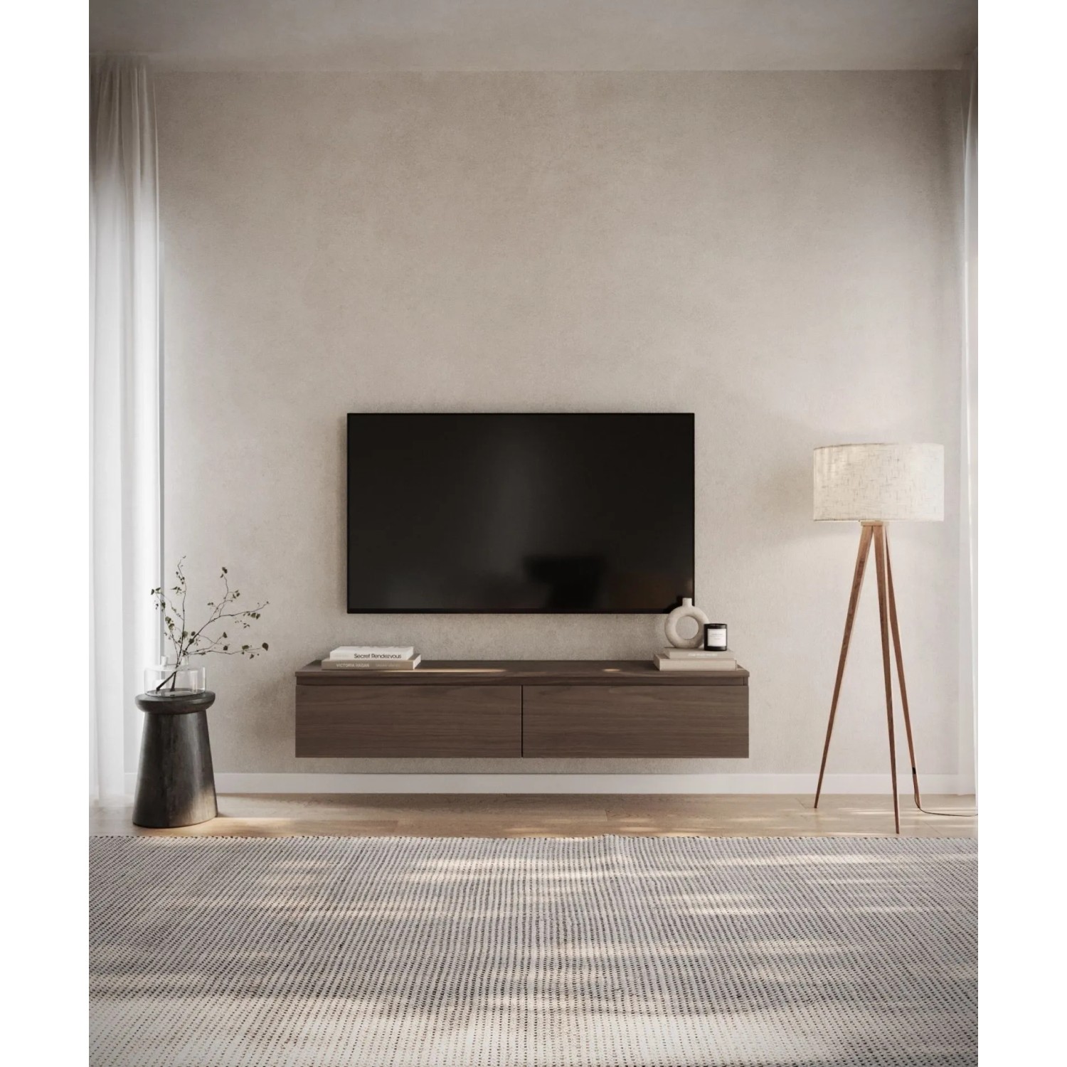 Selsey TV-Hängeboard Bemmi 150 cm in Nussbaum-Holzoptik, schwebend unter TV im modernen Wohnzimmer.