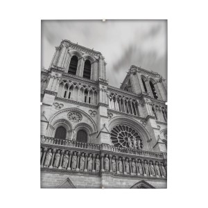 Rahmenloser Bilderrahmen 30x40 cm mit Normalglas, zeigt ein Schwarz-Weiß-Foto von Notre Dame.