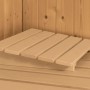 Detailaufnahme der Karibu Sauna Anina: Kopfstütze aus hellem Holz auf Saunabank.