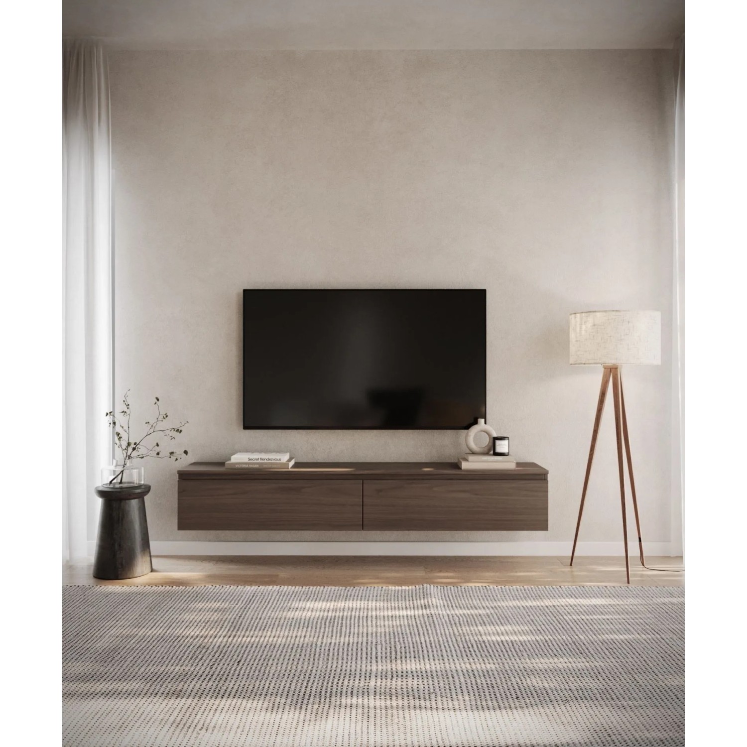 Selsey TV-Hängeboard Bemmi 175 cm in Nussbaum-Holzoptik, schwebend unter einem Fernseher im modernen Wohnzimmer.