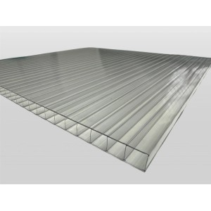 Transparente Hohlkammerplatte (200x105 cm, 10 mm) für Dach- und Fassadenverkleidung.