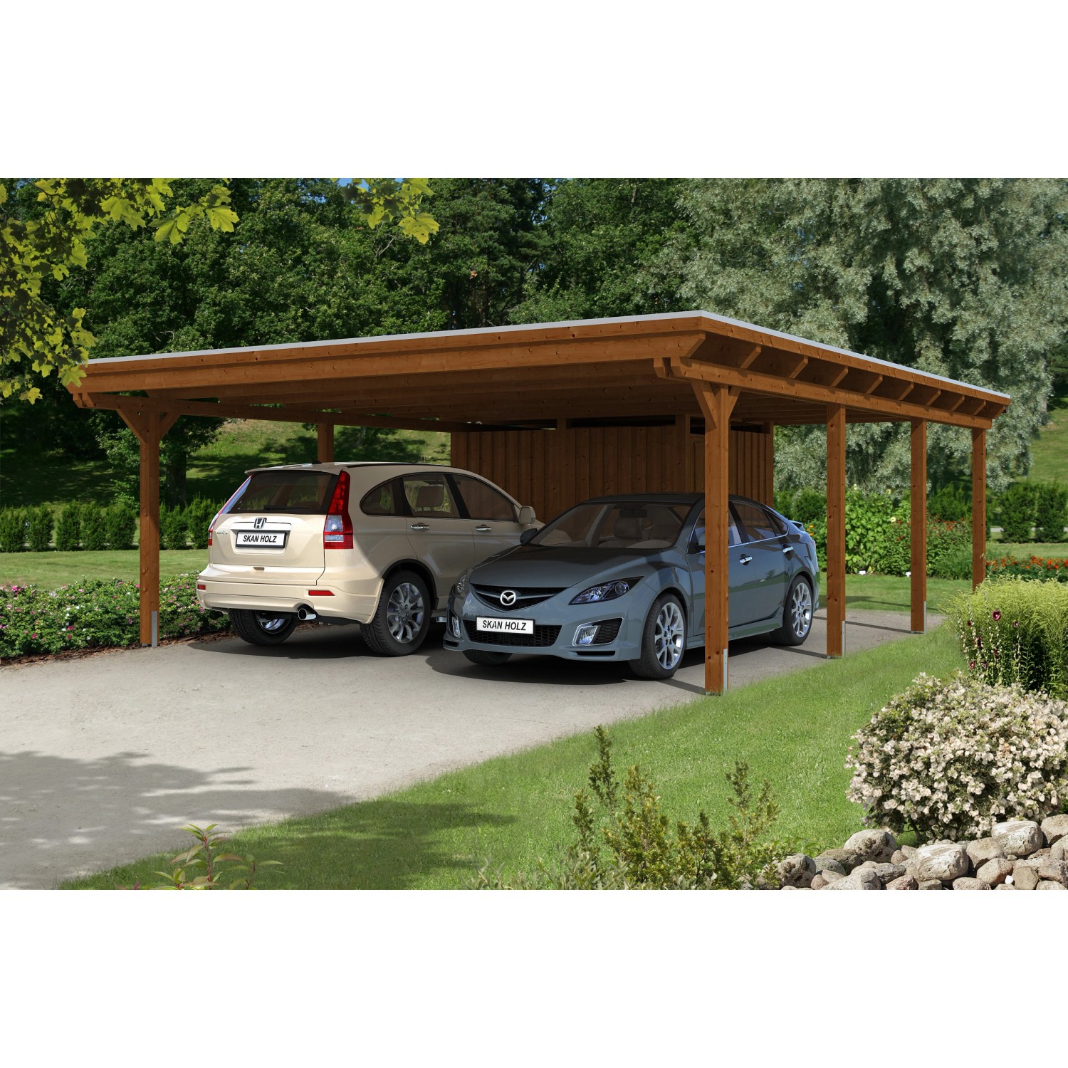Skan Holz Carport Emsland Nussbaum mit Abstellraum für zwei Autos im Garten.