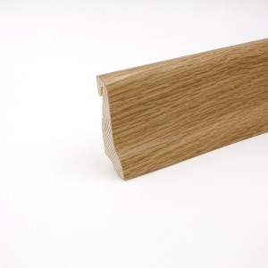 Sockelleiste Clipfix A, Eiche Hell, 21x60x2500 mm, für harmonischen Bodenabschluss.