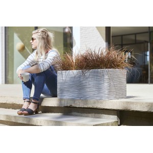 Rechteckiger Capi Pflanzkasten Nature Rib in Elfenbein mit Riffelstruktur, 73x39x32 cm.
