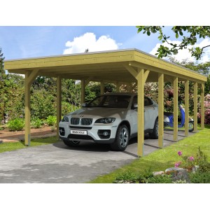 Skan Holz Carport Friesland mit Auto und Roller. Holzkonstruktion mit Flachdach und 12 Pfosten.