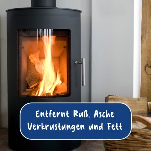 Kamin mit Glasfront und Feuer, geeignet zur Verwendung mit Poliboy Kaminglas Reiniger.