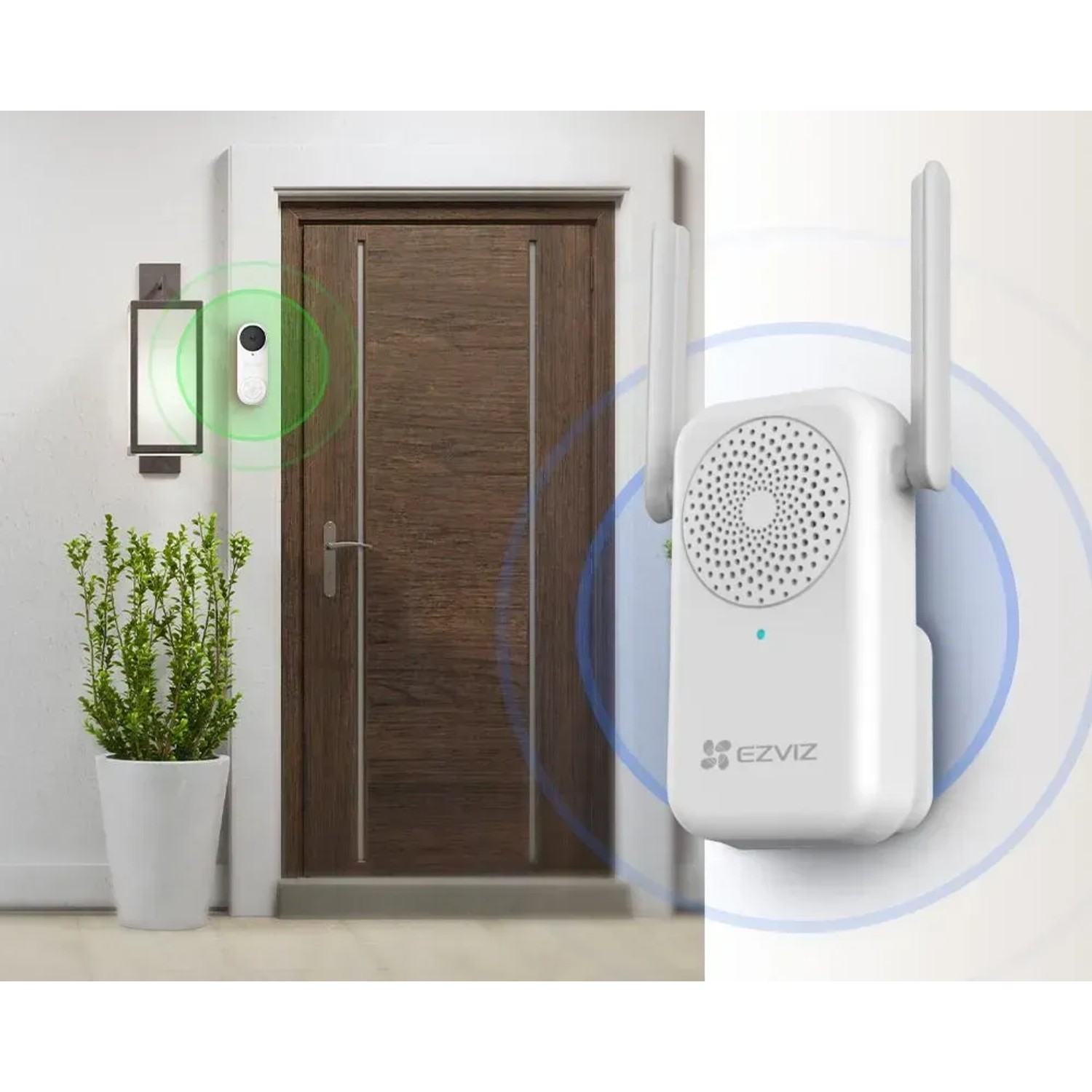 Ezviz Akku-Video-Türsprechanlage DB2 PRO mit Gong an Haustür und Wand montiert.