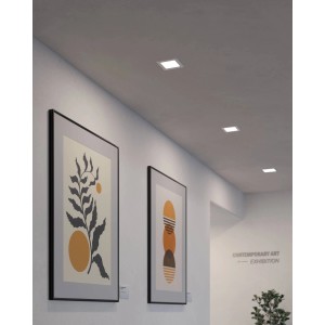 Quadratischer, weißer Eglo LED-Einbauspot Fueva 5 mit neutralweißem Licht in Decke eingebaut.