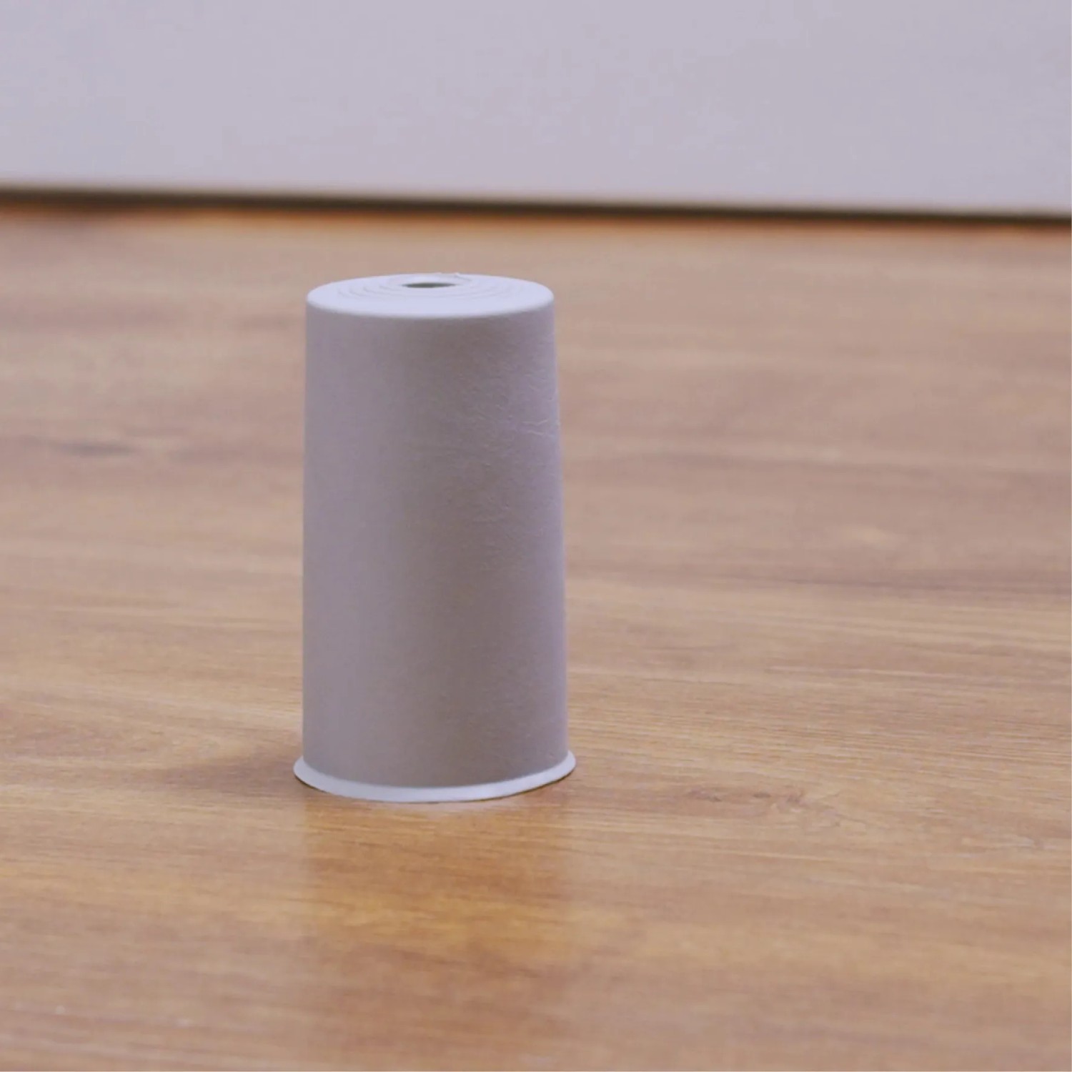 Grauer Wagner Boden-/Wandtürstopper Vulkano aus Gummi, Ø 45 x 75 mm.