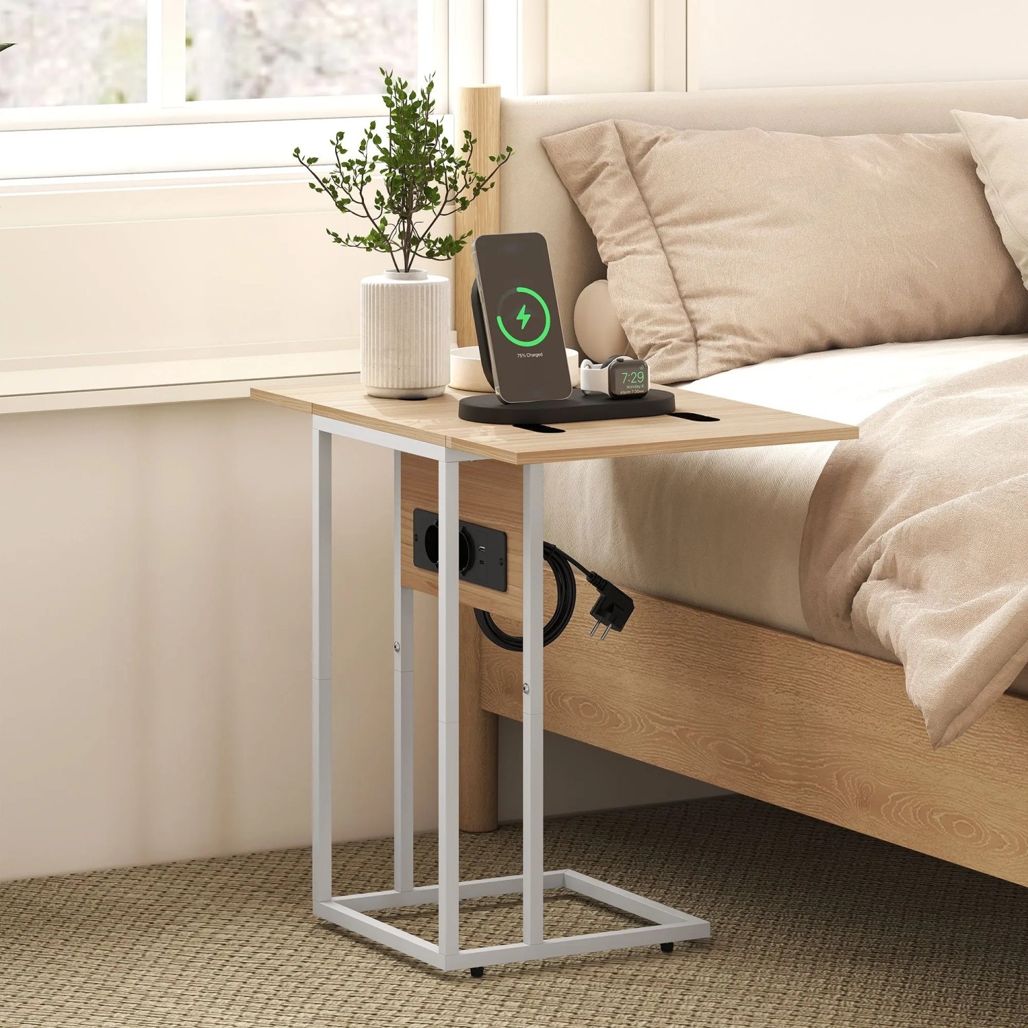 HOMCOM C-förmiger Beistelltisch aus MDF und Metall in Naturholzoptik, mit integrierter Ladestation und USB-Ports. Ideal als Nachttisch.