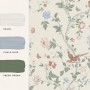 Laura Ashley Vliestapete Summer Palace mit Blumenmuster in Beige, Apricot, Salbei und Farbpalette.