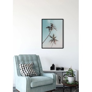 Wandbild Miami Palms, 30x40 cm, mit Palmen vor blauem Himmel im schwarzen Rahmen.