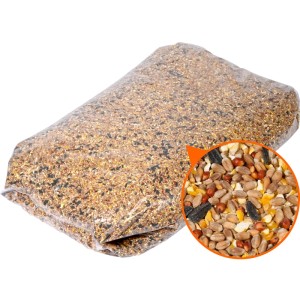 Dobar Winter-Streufutter 25 kg für Wildvögel in transparenter Tüte, Nahaufnahme der Getreide- & Saatenmischung.
