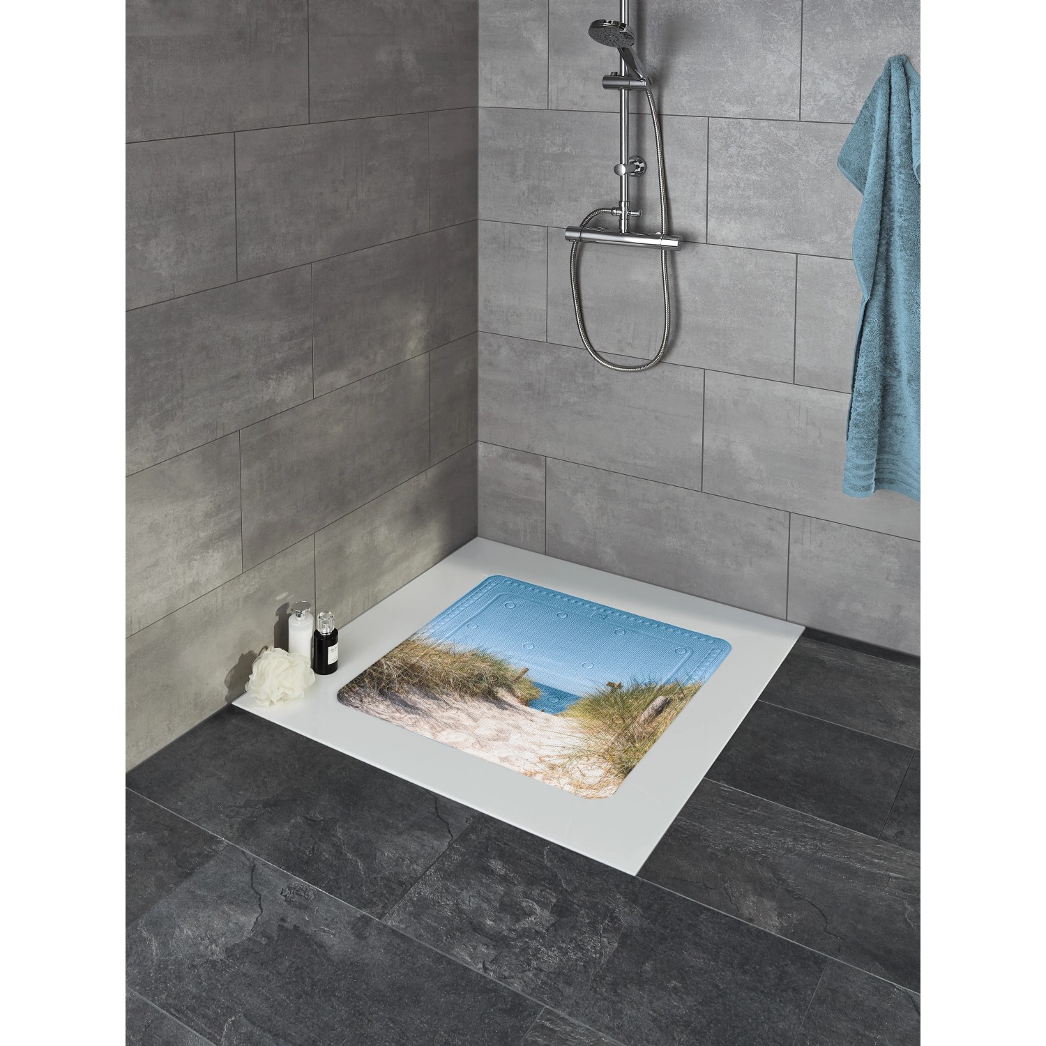 Kleine Wolke Duscheinlage Borkum mit Strandmotiv, 55x55 cm, Multicolor für sicheren Stand in der Dusche.