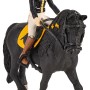Schleich Horse Club Pferdebox: Tori und Friesen Stute Princess als detailreiches Spielzeug-Set.