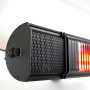 Schwarzer VASNER Appino BEATZZ Infrarot-Heizstrahler mit Musikfunktion und LED-Lichtern.