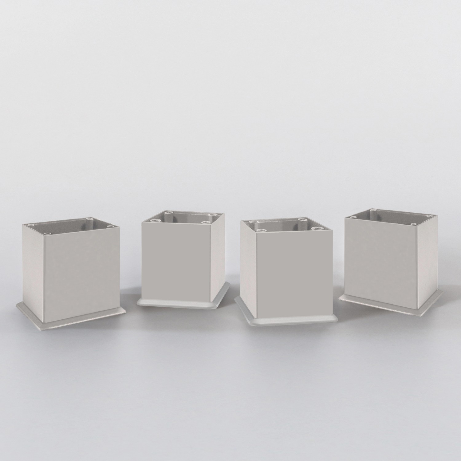 4 silberfarbene Möbelfüße für Held Möbel Bad-Hochschrank Verona, zur Montage unter dem Schrank.