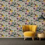 Jette Joop Vliestapete Blumen Creme-Grün im Raum mit Sessel und Lampe.