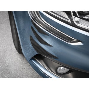 Eufab Stoßstangenspoiler-Set in Carbonoptik am Auto, 6-teilig, schwarz.
