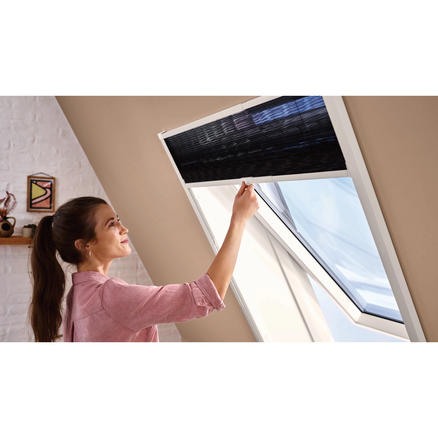 tesa® AluInsektenschutzPlissee teleskopierbar für Dachfenster kaufen