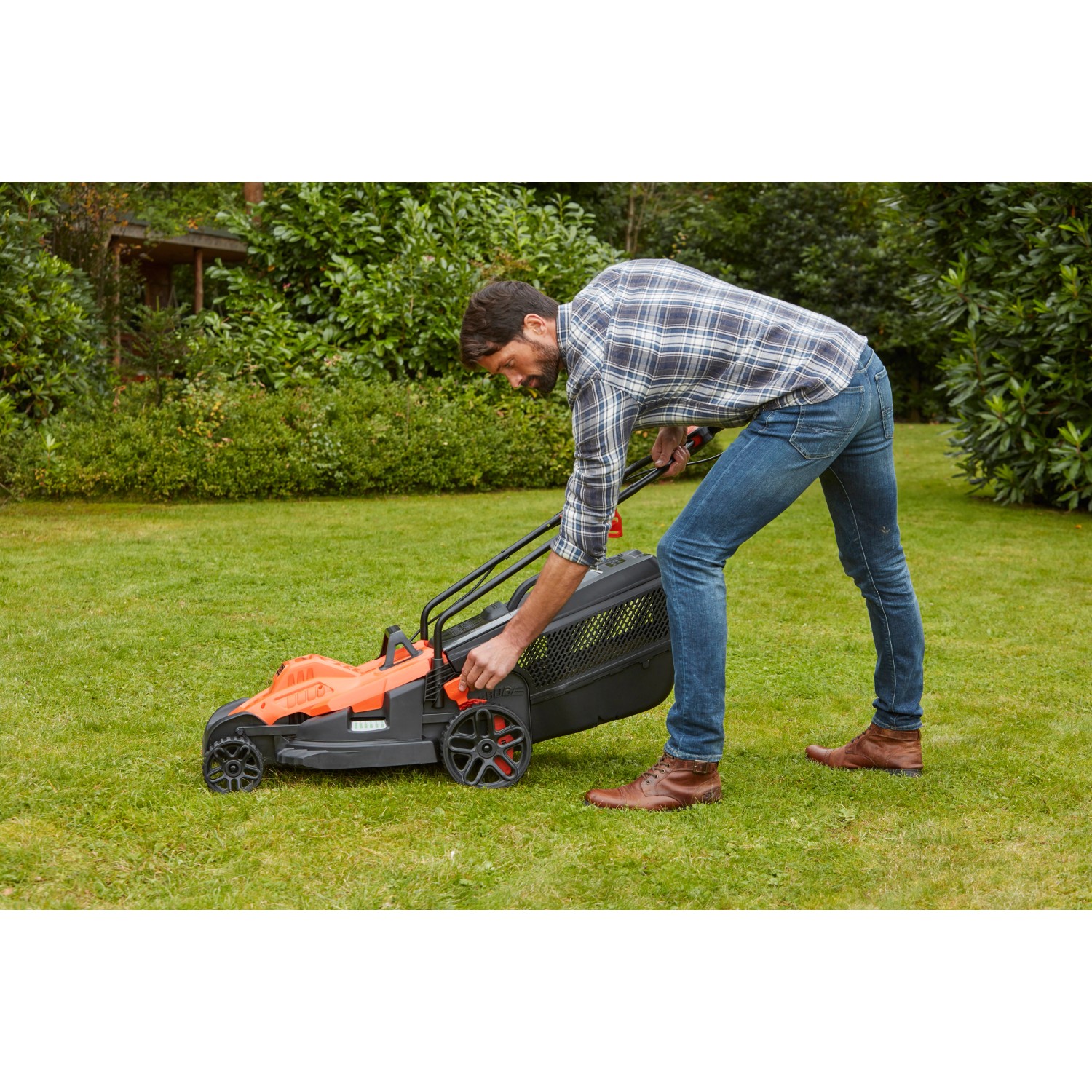 Black+Decker ElektroRasenmäher BEMW461BH 1.400 W Lenkergriffe 34 cm