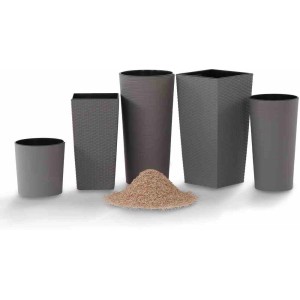Verschiedene graue Siena Garden Pflanzgefäße Eco Locon in diversen Formen und Größen.