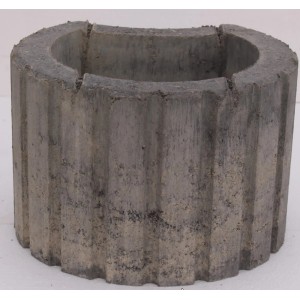 Anthrazit-schattierter Pflanzring Mini, Ø 30 cm, für Mauersysteme und Gartenbepflanzung.