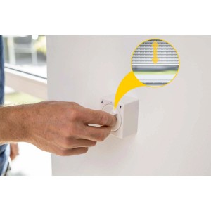 Aufputz Rollladenschalter von Schellenberg in Weiß mit Handbedienung und Detailansicht Rollladen.