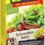 Compo Schneckenkorn 1100g Packung mit Schnecken auf Salat und Erdbeeren.
